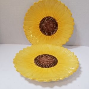 Pier 1  Set of 2 Sunflower Plates